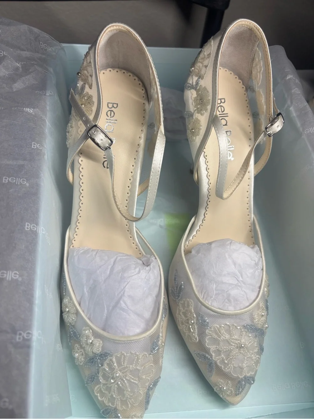 Bella Belle ivory mesh